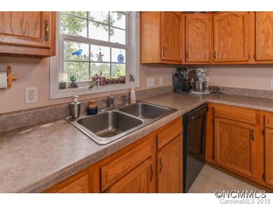 35 Faithful Ln, Leicester, NC 28748 - photo 7