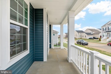 677 Lord Fairfax St, Charles Town, WV 25414 - photo 4