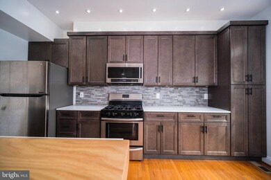 12819 Clarks Crossing Dr, Clarksburg, MD 20871 - photo 5