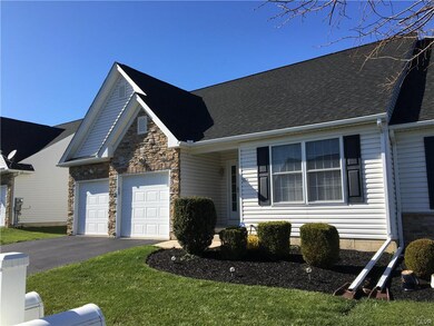 1224 Lindenwood Ln, Easton, PA 18040 - photo 2