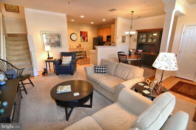 8737 Orchard Green Ct, Odenton, MD 21113 - photo 5