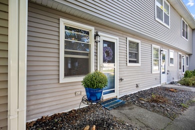 15 Francis St _2_ OOB_003