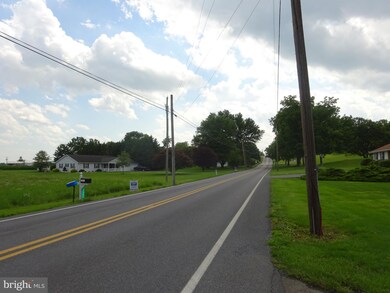1426 State Line Rd, Greencastle, PA 17225 - photo 3