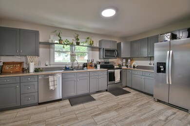 1448 Stuarts Draft Hwy, Stuarts Draft, VA 24477 - photo 6