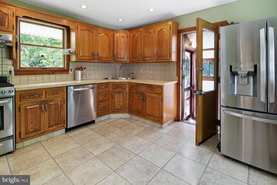 451 Jackson Rd, Sewell, NJ 08080 - photo 5