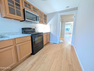 2330 Fairlee St, Schenectady, NY 12306 - photo 4