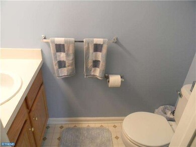 105 Runnymede Ct, Harleysville, PA 19438 - photo 7