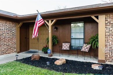 8417 Randy Dr, North Richland Hills, TX 76182 - photo 2