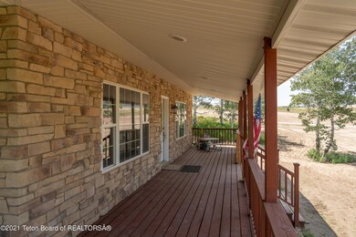 1585 Bone Rd-7