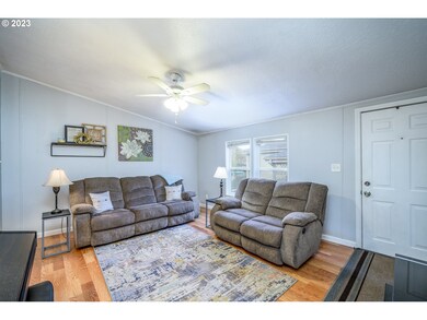 300 S Everest St unit 4, Newberg, OR 97132 - photo 7