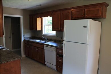 134 Tanner Cir, Shelbyville, TN 37160 - photo 5