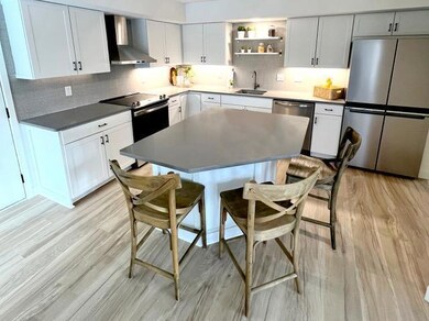 17631 Arrowhead Trail, Minnetonka, MN 55345 - photo 2