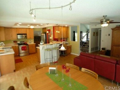 Kitchen/Family Room 
