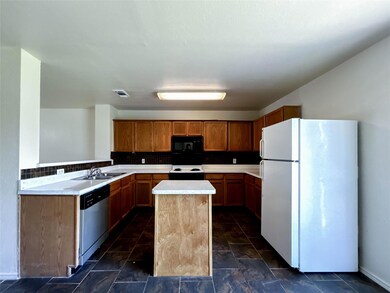 3109 Pinehurst Ct, Denton, TX 76210 - photo 4