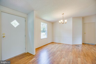 12736 Post Oak Rd, Spotsylvania, VA 22551 - photo 6