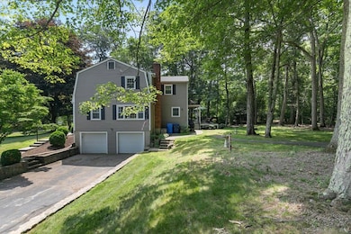 330 Foxwood Rd, Guilford, CT 06437 - photo 7