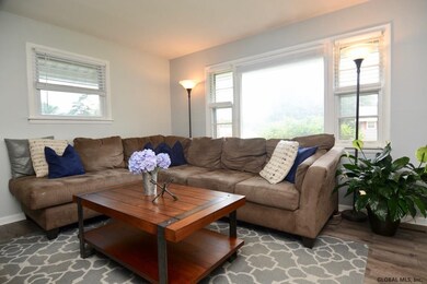 56 126th St, Troy, NY 12182 - photo 4