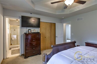 1700 Roberta Dr, Raymore, MO 64083 - photo 5