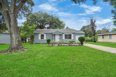 1606 Marilyn St, Rosenberg, TX 77471 - photo 4