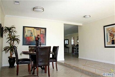 Front Entry, Formal Dining Area