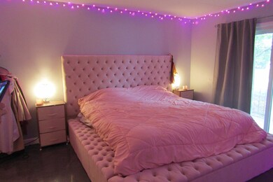 3N550 Crown Rd unit 1, Elmhurst, IL 60126 - photo 2