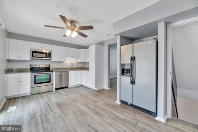 626 Burlington Ct, Edgewood, MD 21040 - photo 7