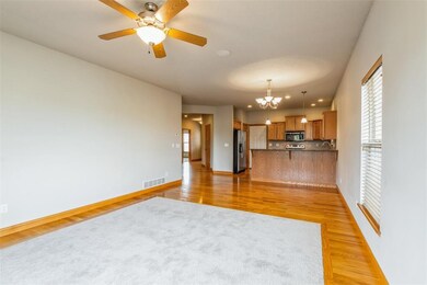 Living to Dining & Kitchen