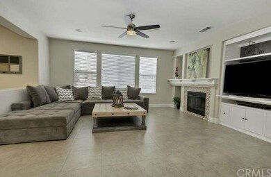 VERY VERY SPACIOUS FAMILY ROOM WITH BUILT IN ENTER