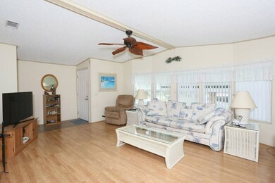 810 Periwinkle Cir, Sebastian, FL 32976 - photo 3