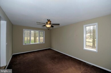 12612 Mount Laurel Ct, Reisterstown, MD 21136 - photo 4