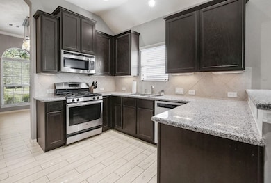 6703 Durango Dr, Magnolia, TX 77354 - photo 4