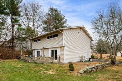 85 Wampum Rd unit a, Narragansett, RI 02882 - photo 4