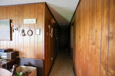 904 Langston Rd, Newton Grove, NC 28366 - photo 7