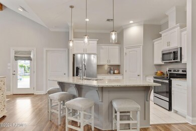 5-web-or-mls-111 Tracewood Bend-5