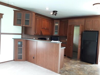 127 Les Ferrell Rd, Stewart, TN 37175 - photo 3