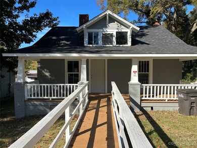 1126 Caldwell St, Statesville, NC 28677 - photo 2