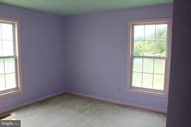 8837 Willowdale Rd, Greencastle, PA 17225 - photo 7