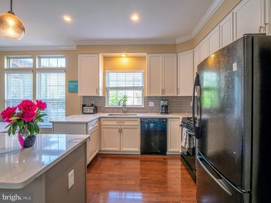 43476 Orson St, Chantilly, VA 20152 - photo 4