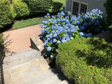 7 Dean Ridge Blvd, Cranston, RI 02920 - photo 5