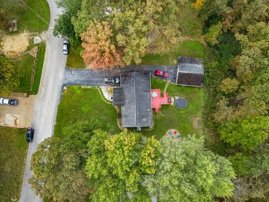 668 Dillon St, Crossville, TN 38555 - photo 2