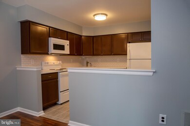 1 Uxbridge Place, Sewell, NJ 08080 - photo 4