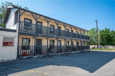 130 N Texas Ave unit 4, Mercedes, TX 78570 - photo 3