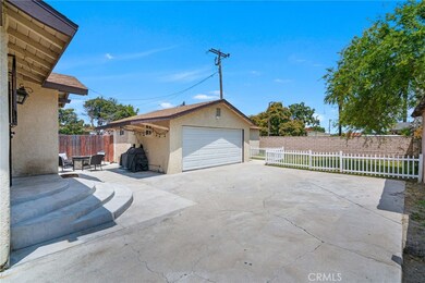 815 W 133rd St, Compton, CA 90222 - photo 5