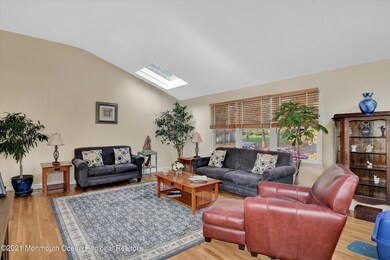 05-Living Room