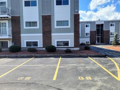 68E Constitution Dr unit 68, Londonderry, NH 03053 - photo 3