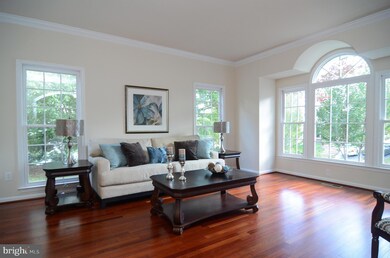 9018 Copperleaf Ln, Fairfax Station, VA 22039 - photo 3