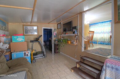Living Area 2