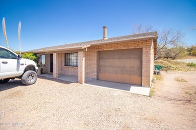 869 N Sycamore Dr, Oracle, AZ 85623 - photo 2