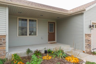 23060 Rumford Dr, South Bend, IN 46628 - photo 2