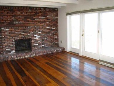 117 Atlantic Ave, Westerly, RI 02891 - photo 5